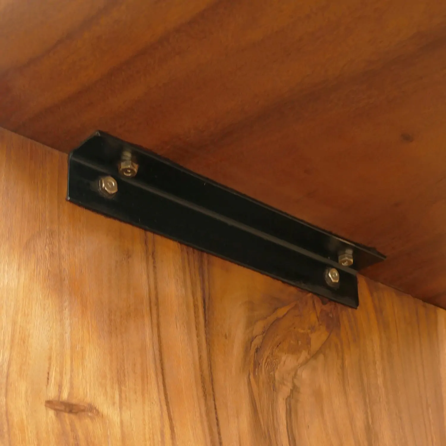  Product image 6 of the product “Natural Wood Table suar with wooden legs, 254.5.cm length, 95cm width, 78cm height. Table top 7cm thickness ”